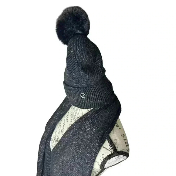 Calvin Klein Women's Pom Pom Beanie & Scarf Boxed Gift Set, Black, One Size - Picture 2 of 5